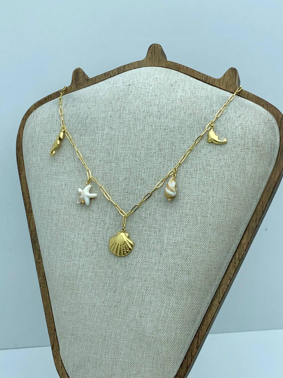 wide chain sea treasure neckalce