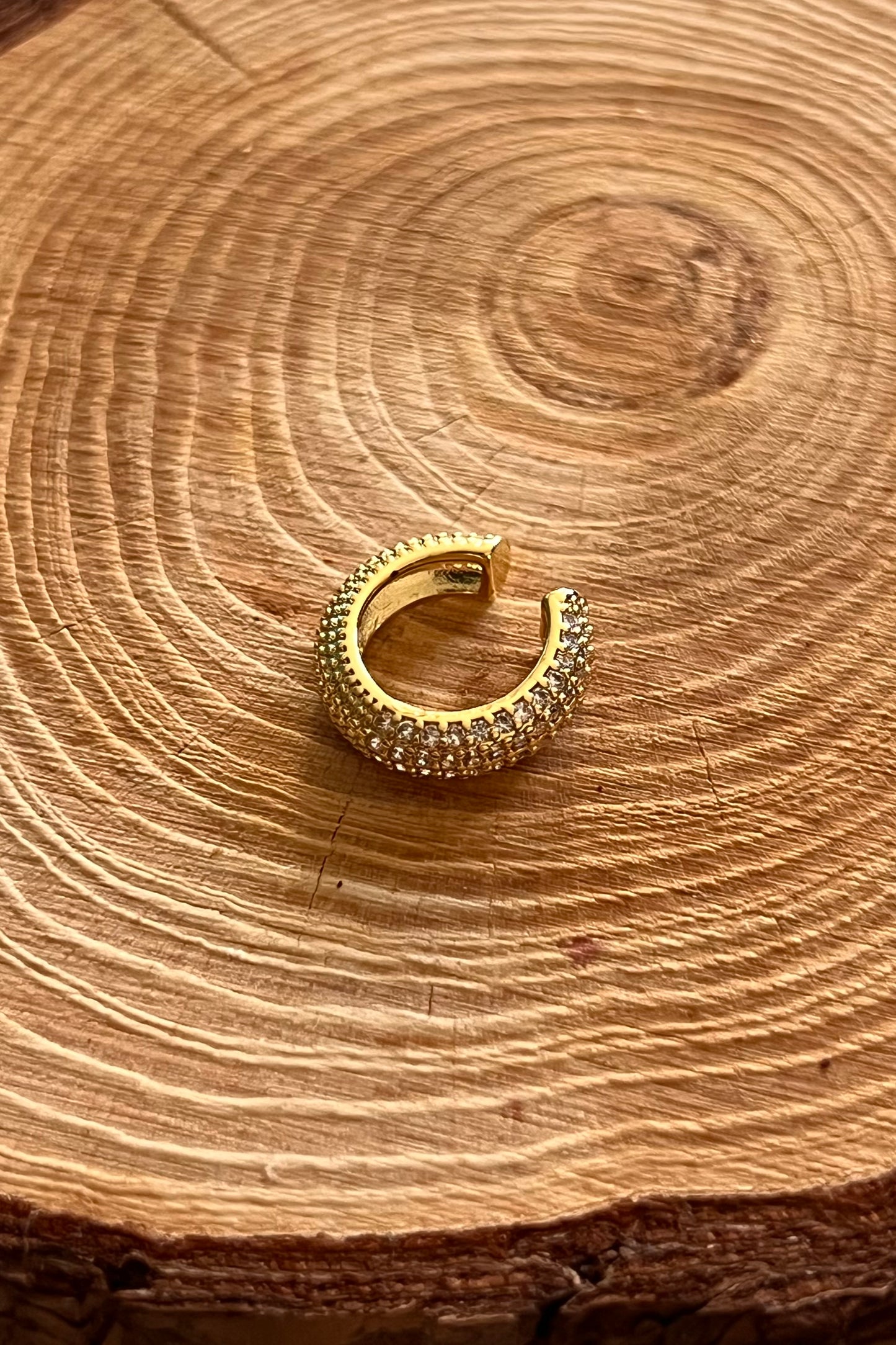 Sparkle ear cuff