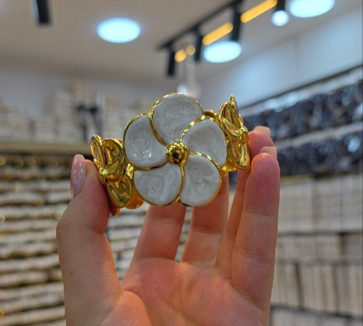 giant white flower bangle