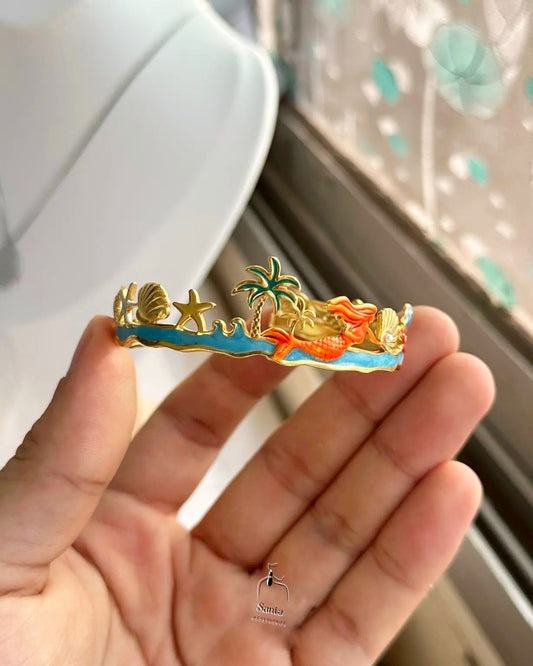 Beach bangle