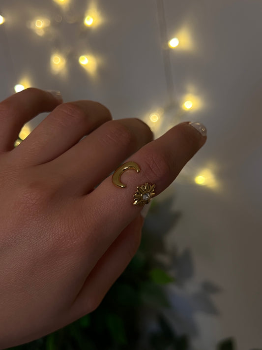 moon & star bond ring