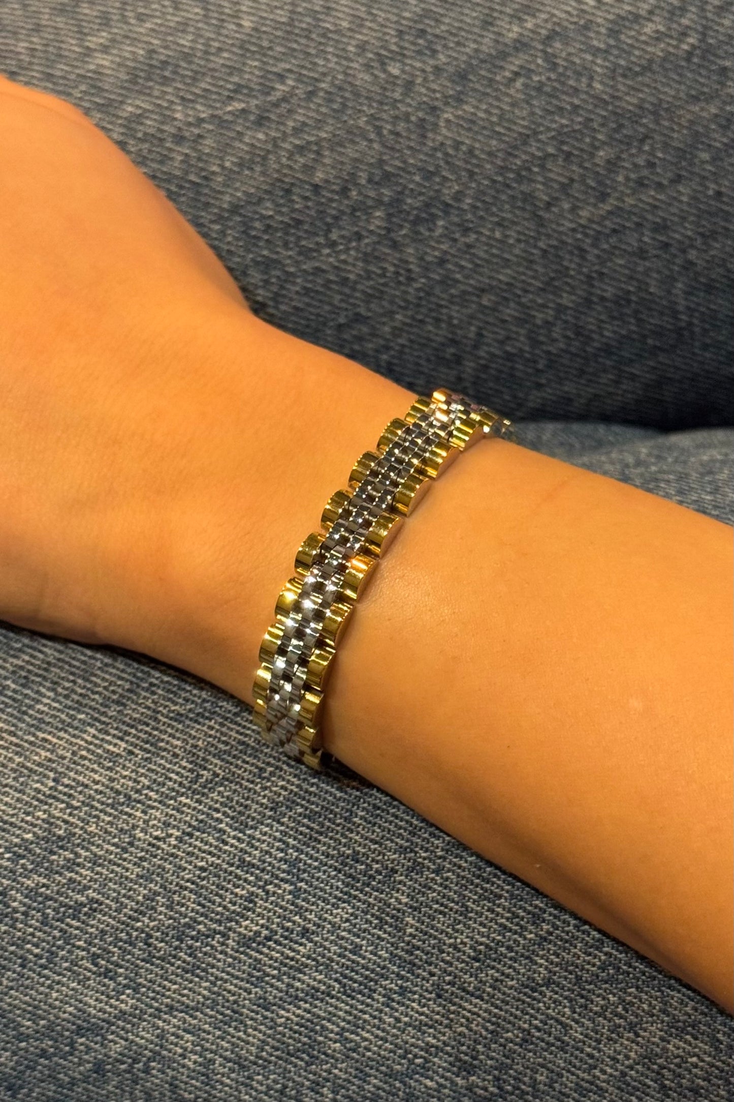 The unisex bracelet
