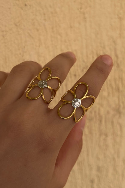 Flower Outline Ring