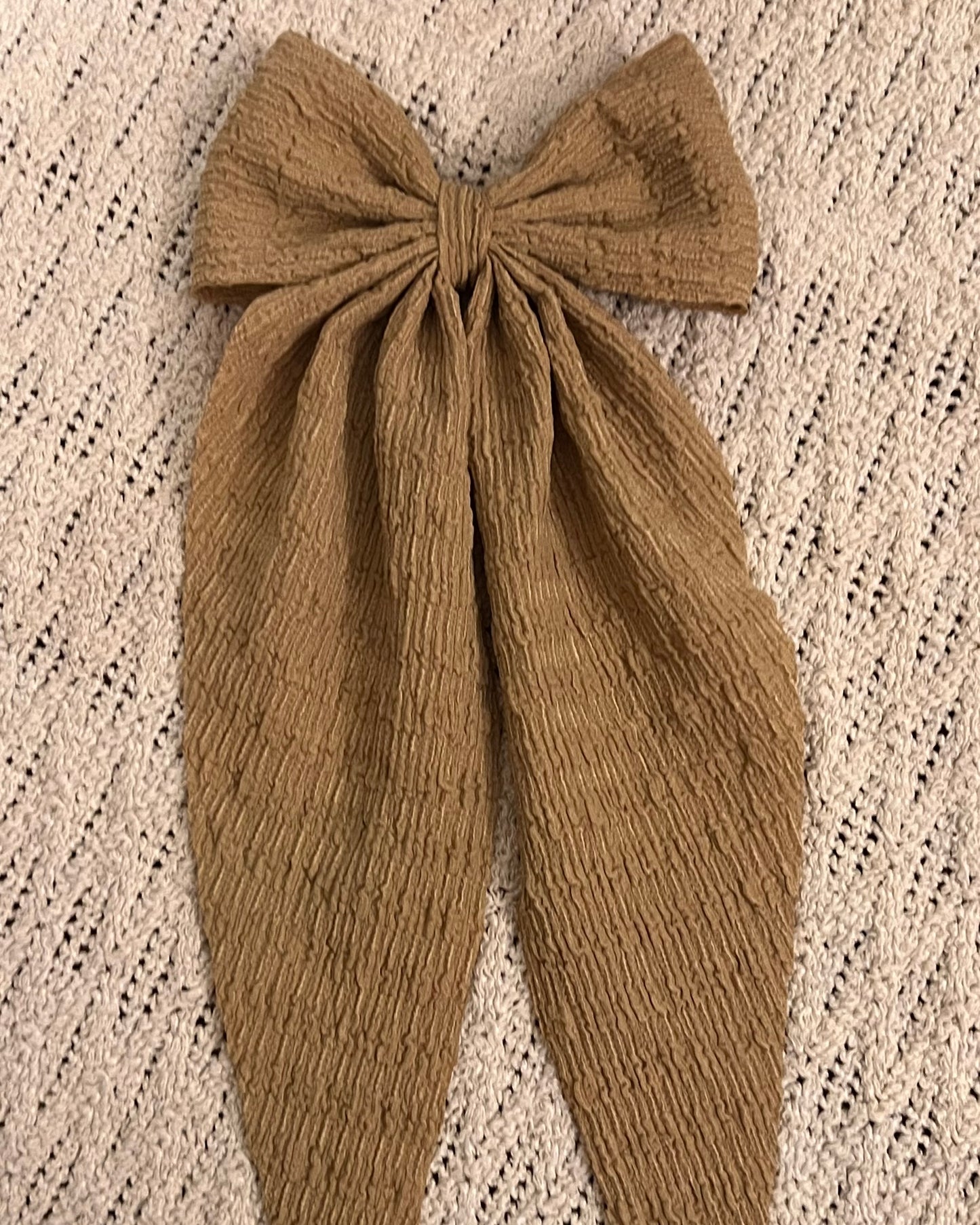 bow hair clip
