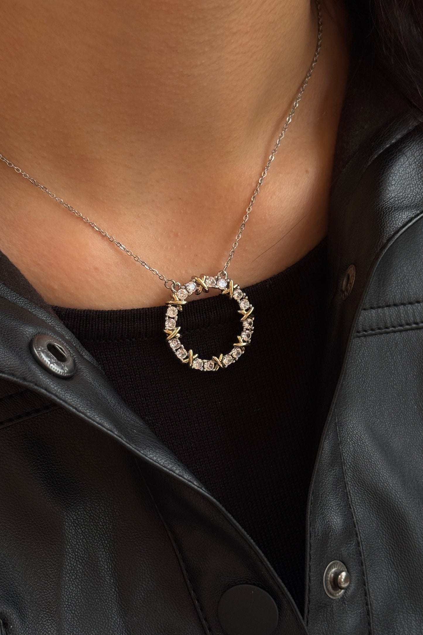 Round tiffany necklace