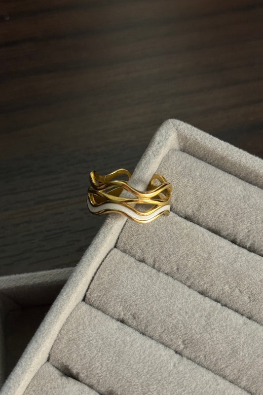 Wavy Layered Ring
