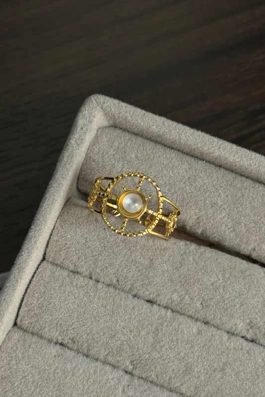 Golden Helm Ring