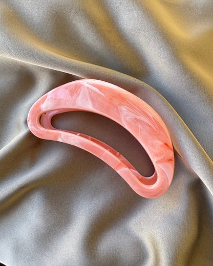 Peachy Swirl Curved Clip