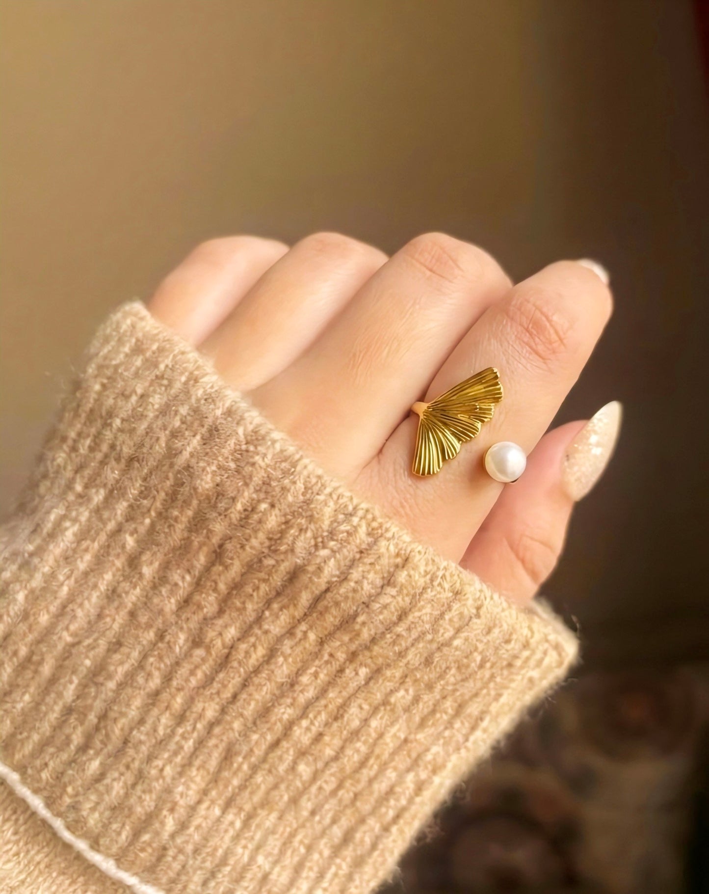 shell & pearl ring